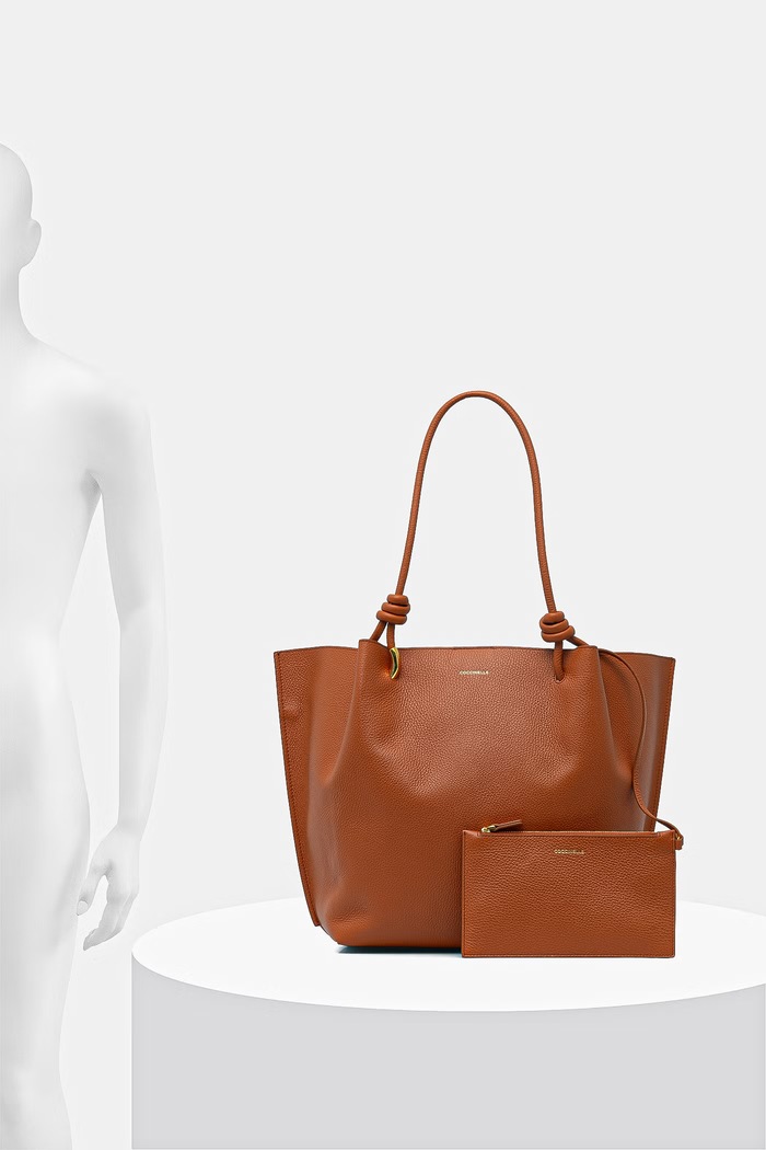 Coccinelle shopper γυναικεία δερμάτινη FINN E1.U07.11.01.01
