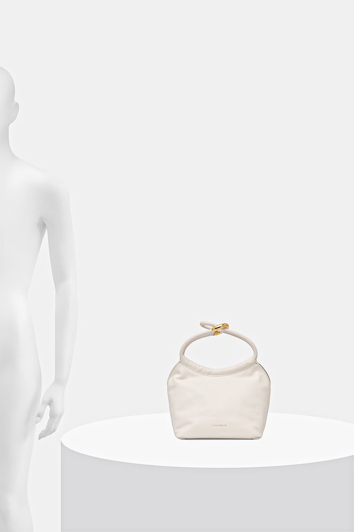 Coccinelle σάκος γυναικείος δερμάτινος FINN POUCH E1.UAA.58.01.01