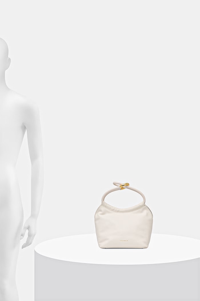 Coccinelle σάκος γυναικείος δερμάτινος FINN POUCH E1.UAA.58.01.01