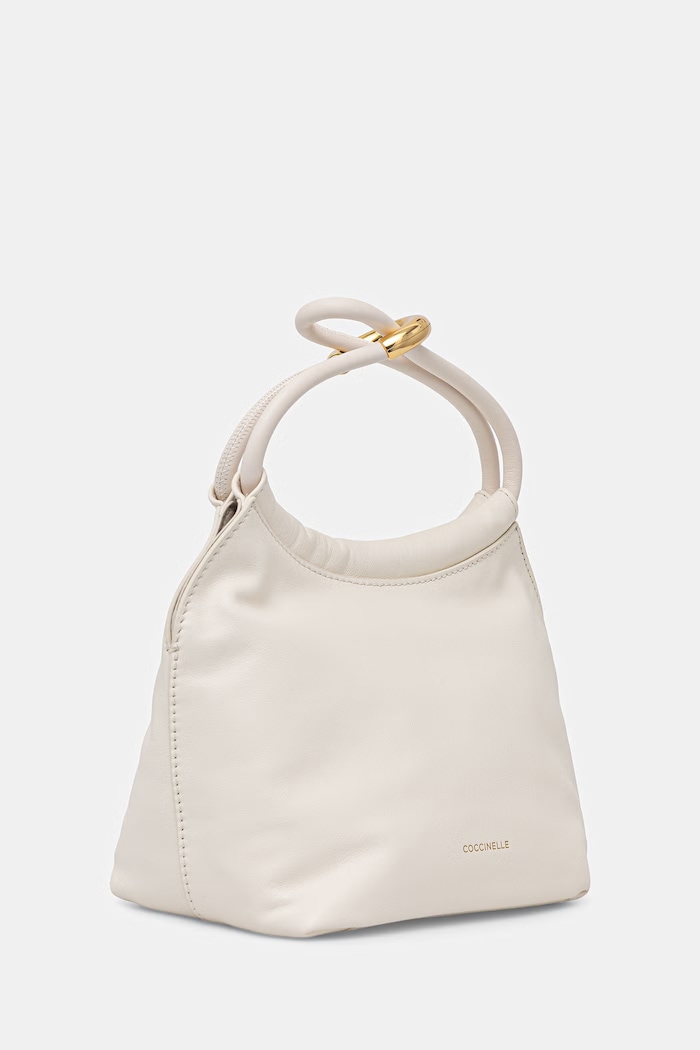 Coccinelle σάκος γυναικείος δερμάτινος FINN POUCH E1.UAA.58.01.01 μπεζ SS26