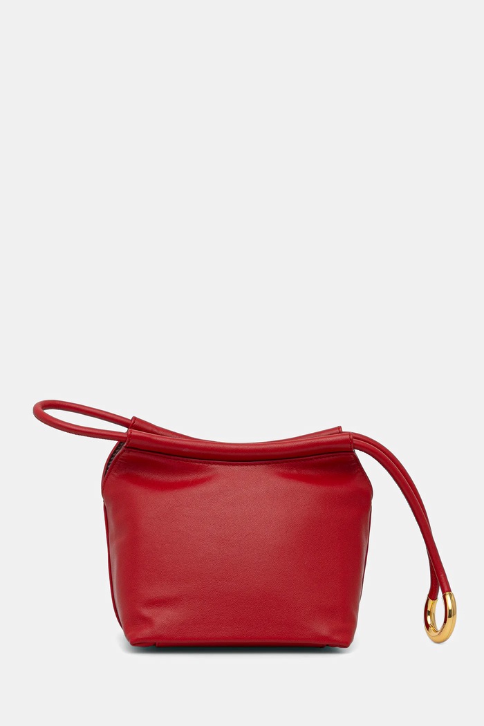 Doplňky Coccinelle vaková kabelka dámská kožená FINN POUCH E1.UAA.58.01.01 červená