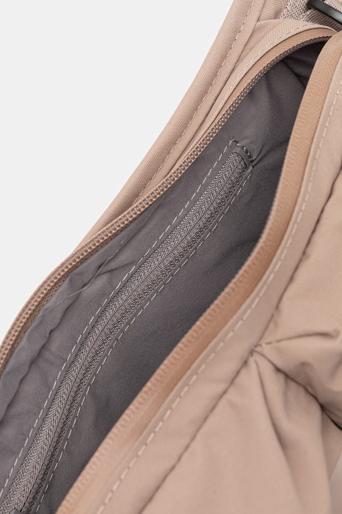 Спортна чанта за кръст adidas by Stella McCartney Bumbag KC4217 кафяв