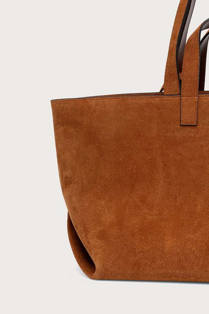 Doplnky A.P.C. Kabelka typu shopper dámska semišová LE DRUMMER PXCAL.F67057 hnedá
