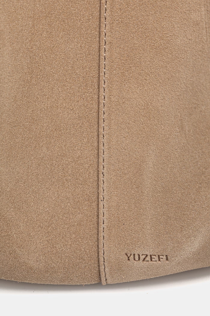 Akcesoria Yuzefi torebka shopper damska zamszowa LARGE MOCHI YUZSS26.HB.LM.S007 beżowy