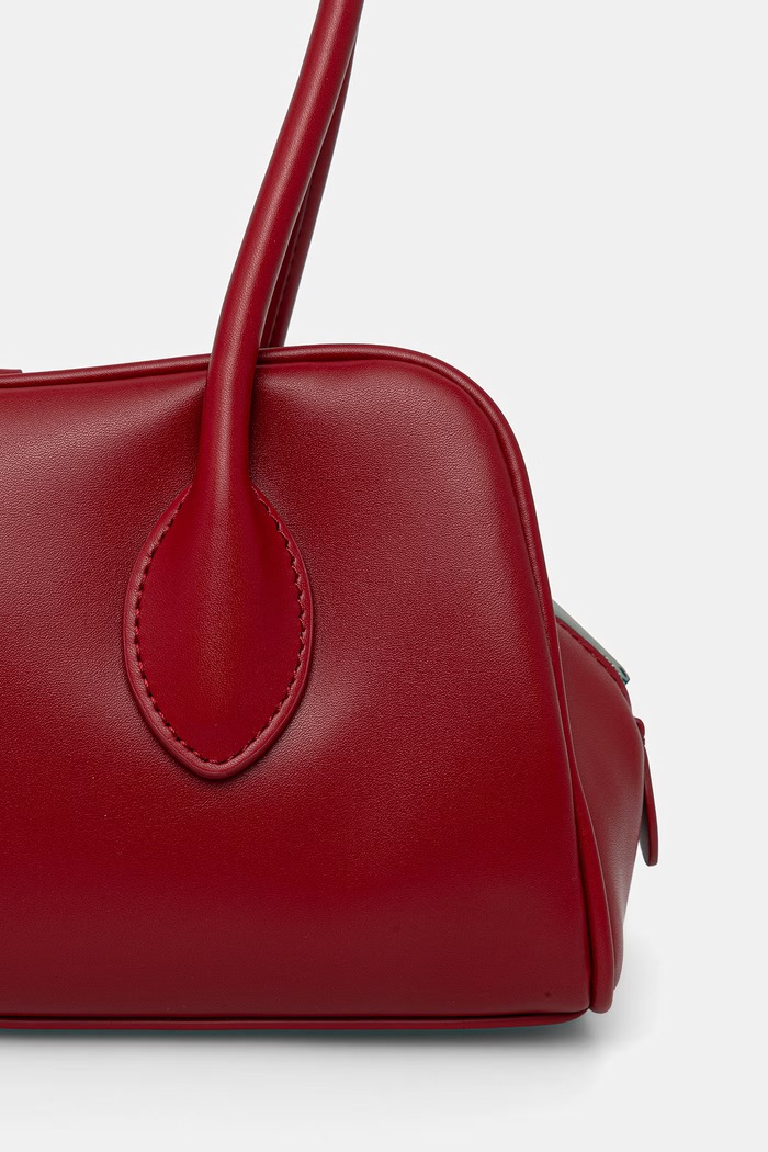 Calvin Klein чанта тип багета дамска от имитация на кожа червен LV04F3369G