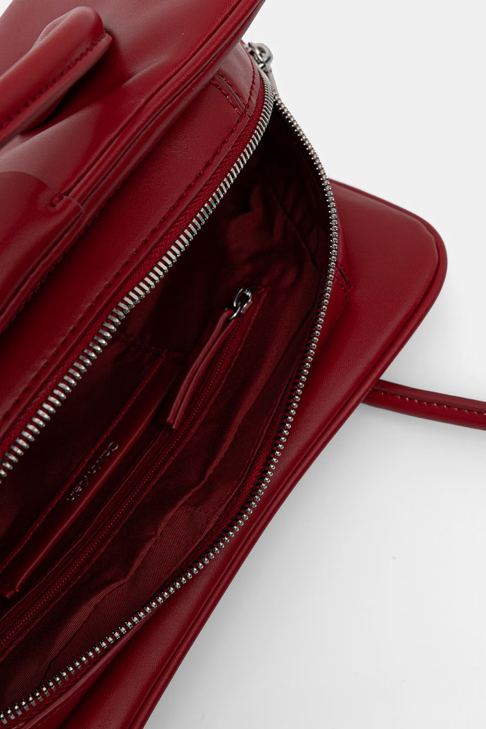 Calvin Klein чанта тип багета дамска от имитация на кожа LV04F3369G червен