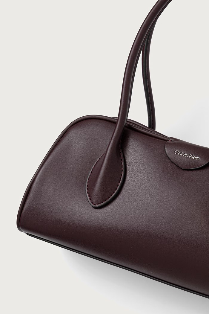 Baguette torbica za žene od imitacije kože Calvin Klein LV04F3369G bordo
