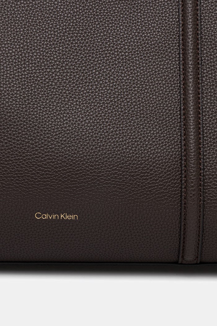 Calvin Klein kabelka typu shopper dámska z imitácie kože hnedá LV04F3424G