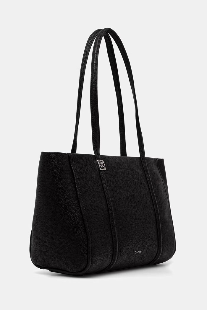 Calvin Klein шопинг чанта дамска от имитация на кожа LV04F3424G черен SS26