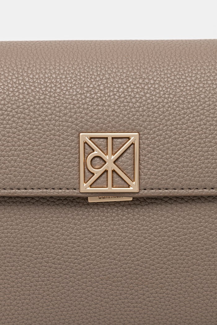 Calvin Klein crossbody torbica ženska iz umetnega usnja bež LV04F3425G
