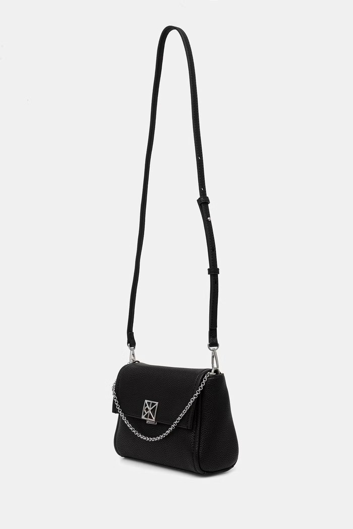 Calvin Klein χιαστί γυναικεία από απομίμηση δέρματος LV04F3511G μαύρο SS26