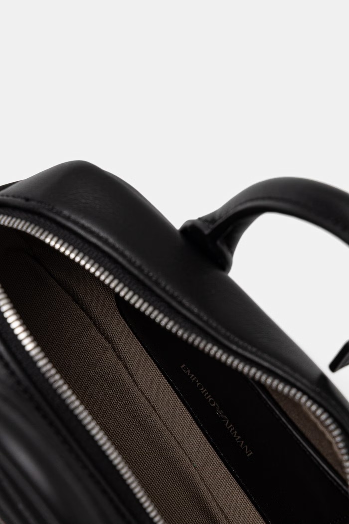 Kožená kabelka Emporio Armani EW003825.AF18673 čierna