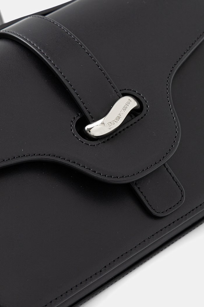 Kožená kabelka Emporio Armani čierna EW004419.AF25356