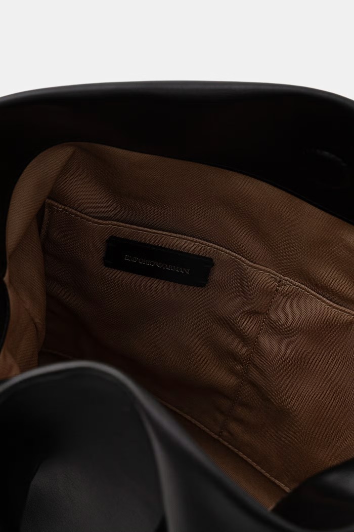 Emporio Armani kabelka typu shopper dámska kožená EW004751.AF13383 čierna