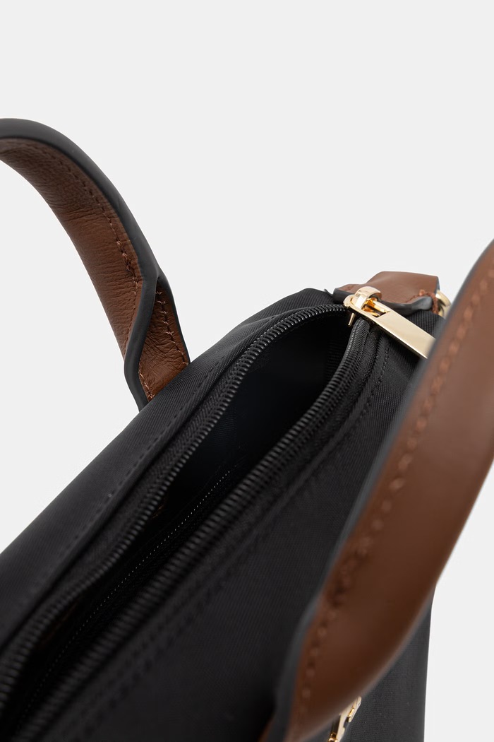 Tommy Hilfiger kabelka typu tote dámska AW0AW18368 čierna