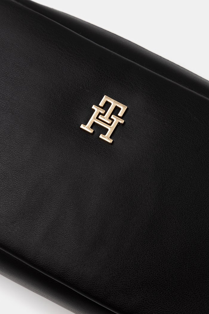 Tommy Hilfiger crossbody kabelka dámska čierna AW0AW18370