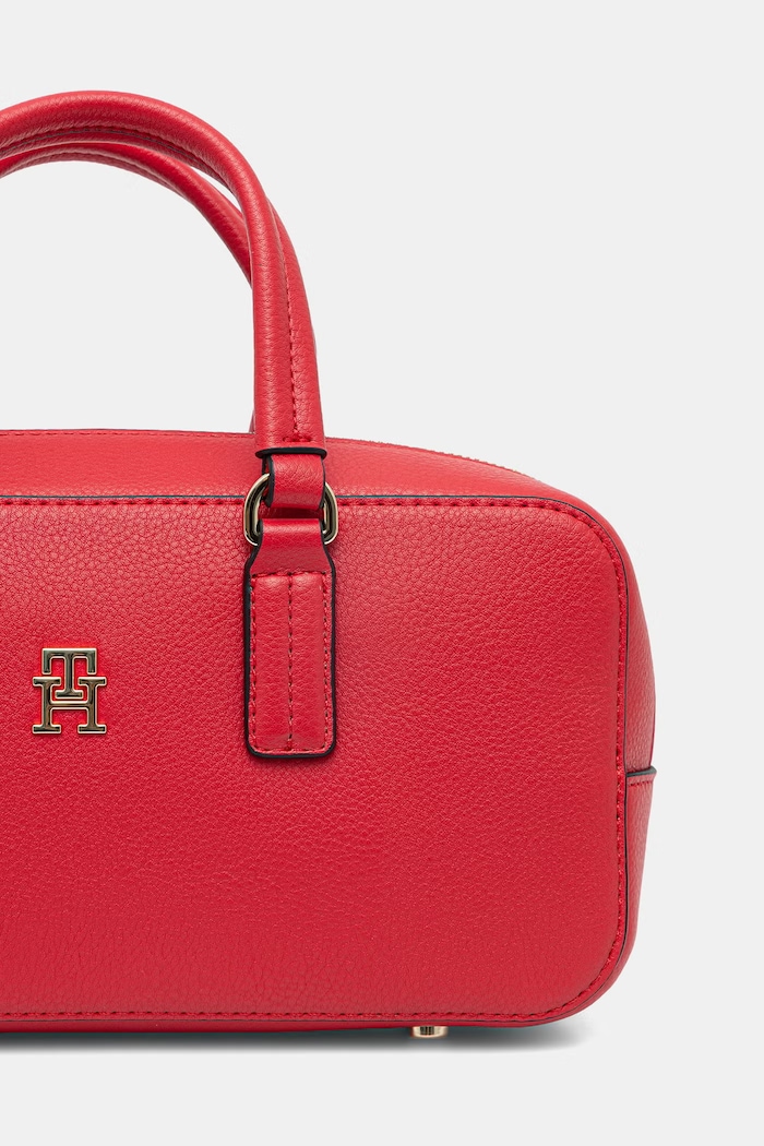Tommy Hilfiger dámska crossbody kabelka červená AW0AW18378