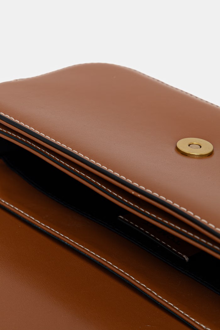 Tommy Hilfiger dámska kožená crossbody kabelka AW0AW18399 hnedá