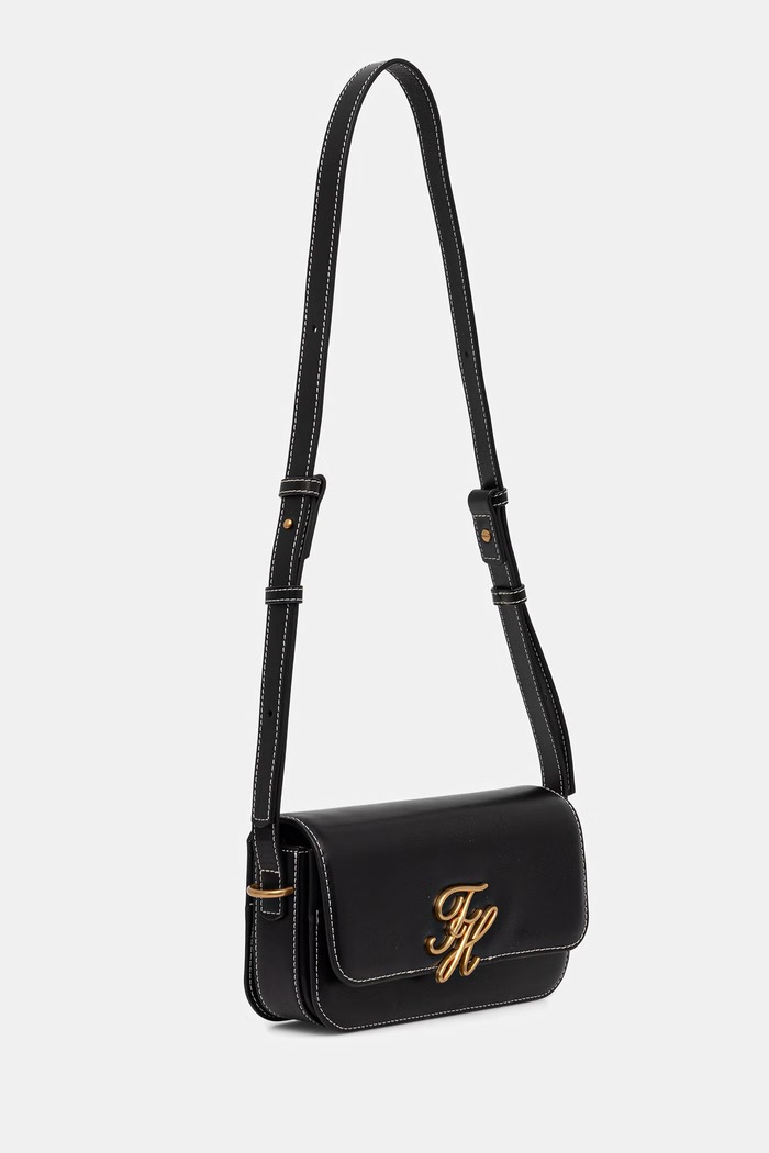 Tommy Hilfiger dámska kožená crossbody kabelka AW0AW18399 čierna SS26