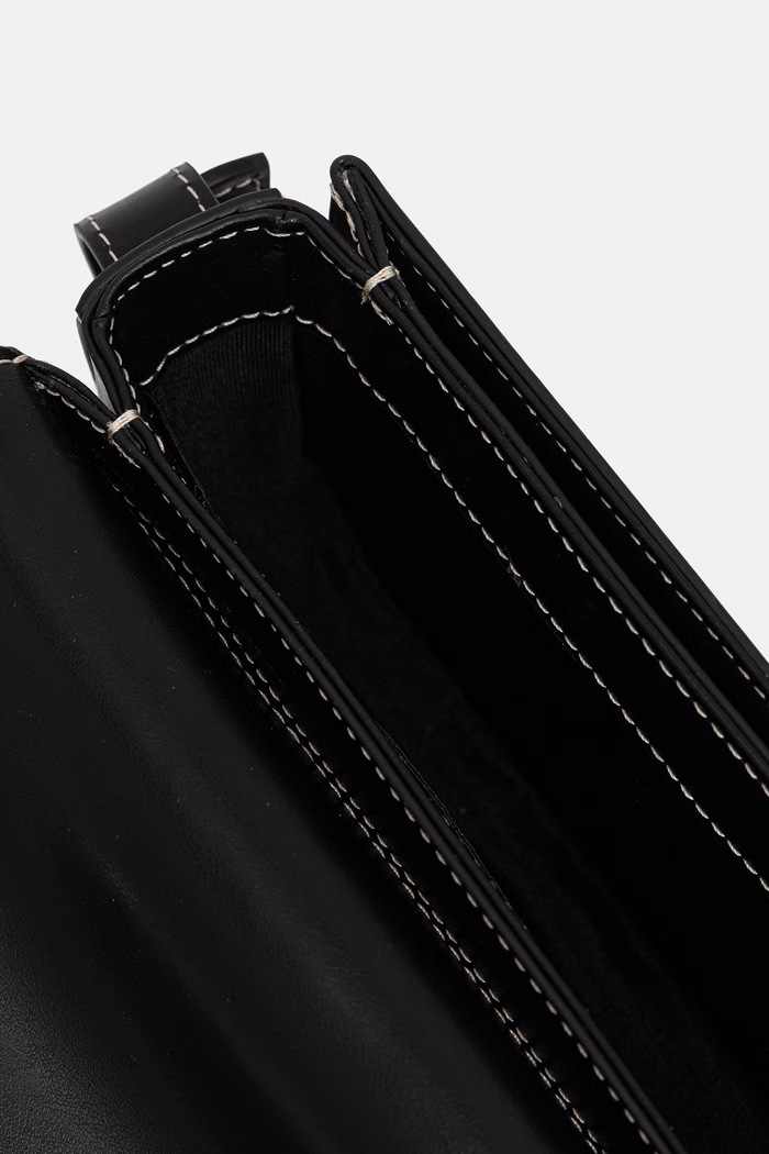 Tommy Hilfiger dámska kožená crossbody kabelka AW0AW18399 čierna
