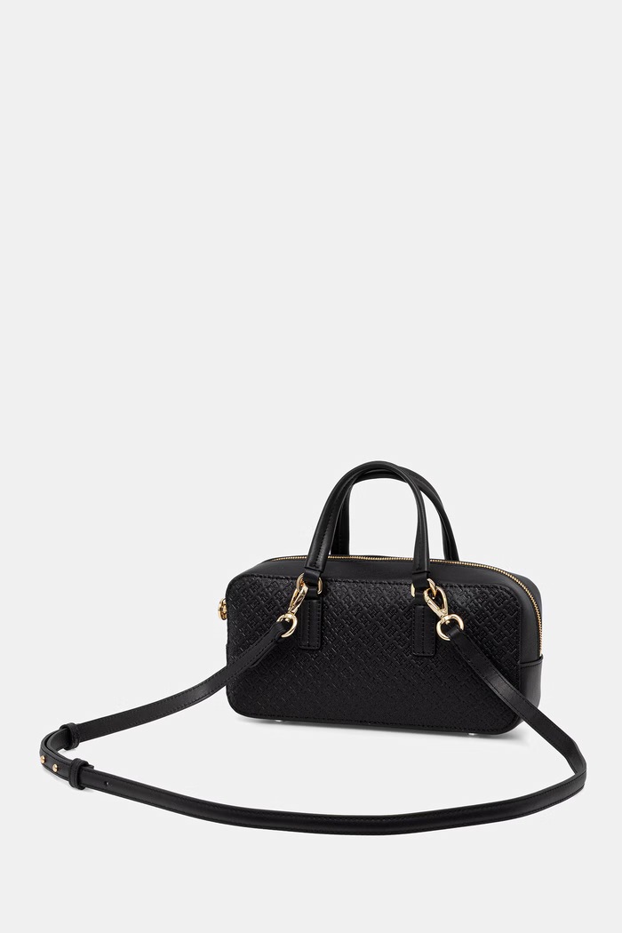 Doplnky Tommy Hilfiger crossbody kabelka dámska AW0AW18415 čierna