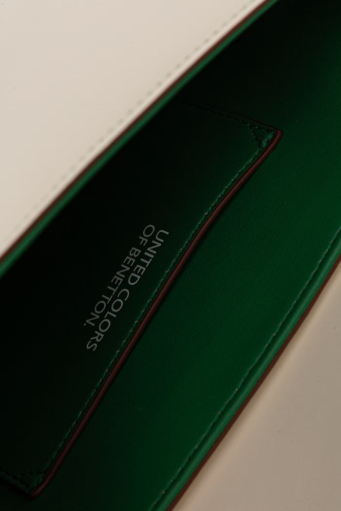 United Colors of Benetton dámska crossbody kabelka 6PJNVY015 béžová