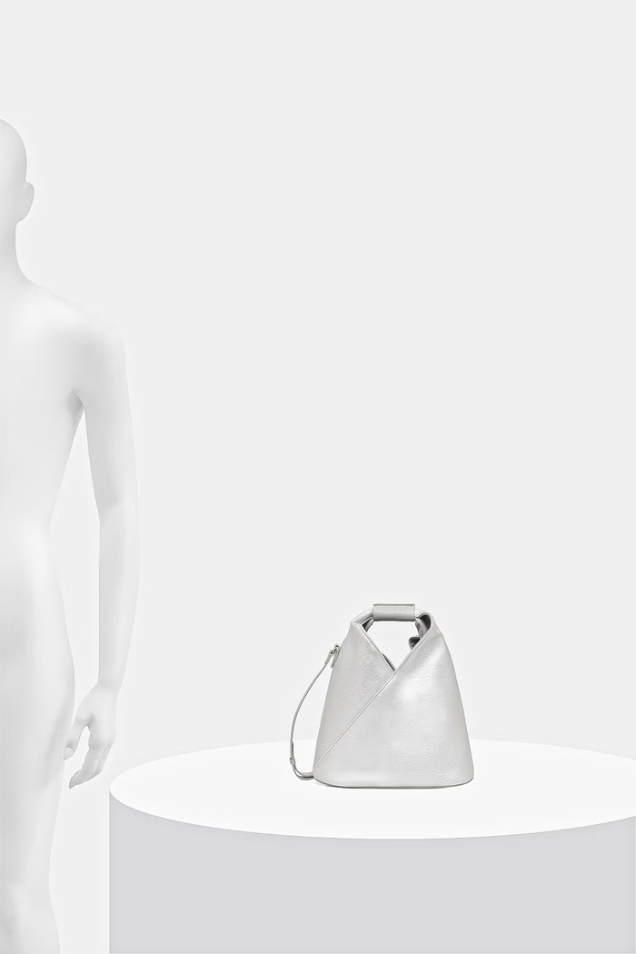 MM6 Maison Margiela Сумочка MM6 Maison Margiela SB6WD0026.P8396.T9002