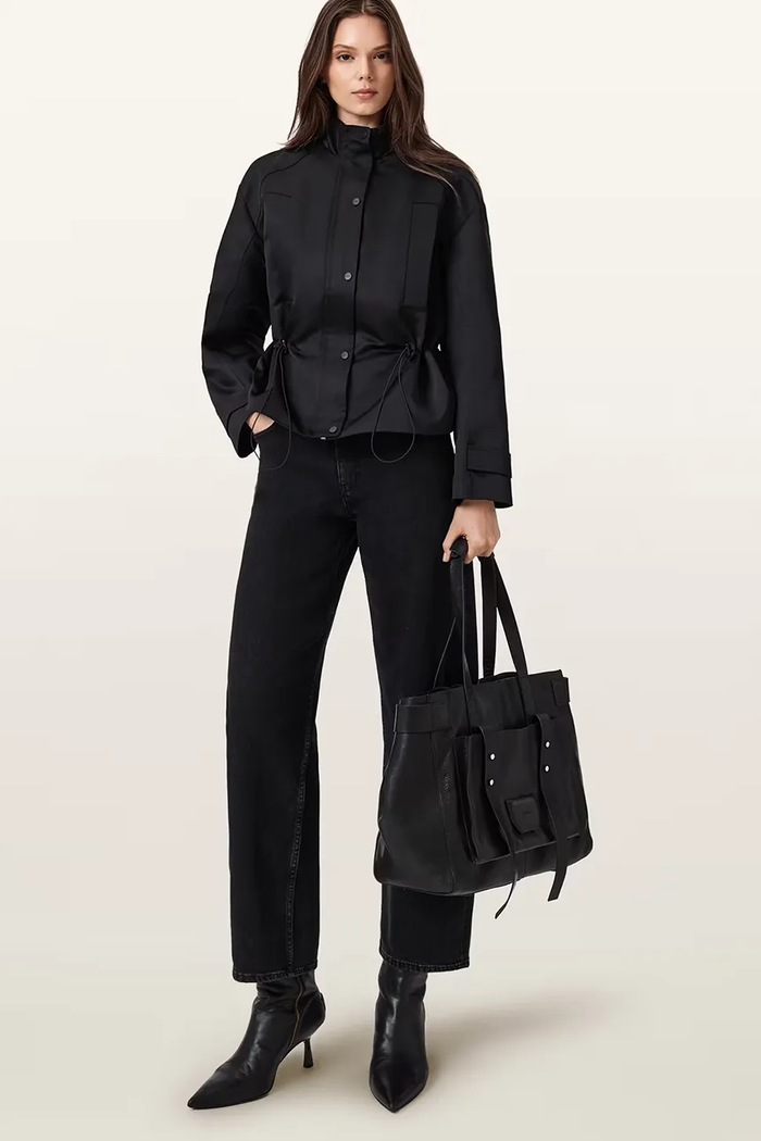 Kožená kabelka AllSaints URSA W259XE