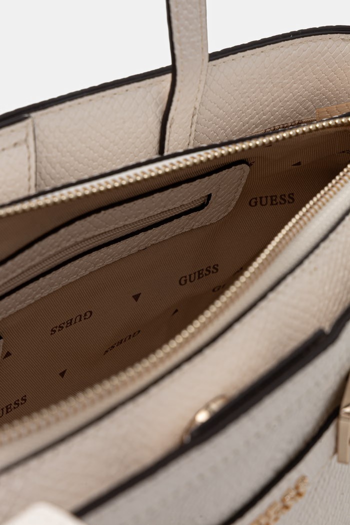Guess kabelka typu baguette dámska DOVIE HWKG99.09080 biela