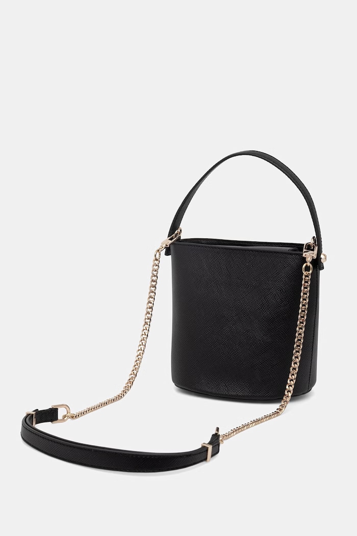 Doplnky Guess dámska crossbody kabelka z imitácie kože PATSIE HWZG99.19030 čierna