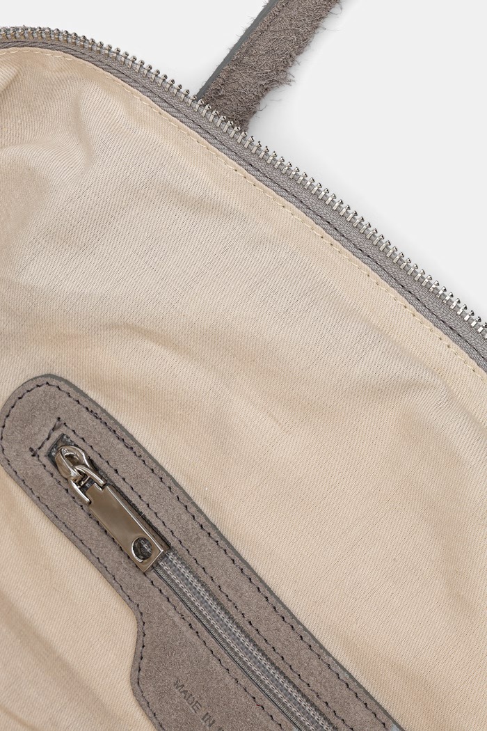 Semišová kabelka MAX&Co. MCASAMBAG 2616511026200 sivá