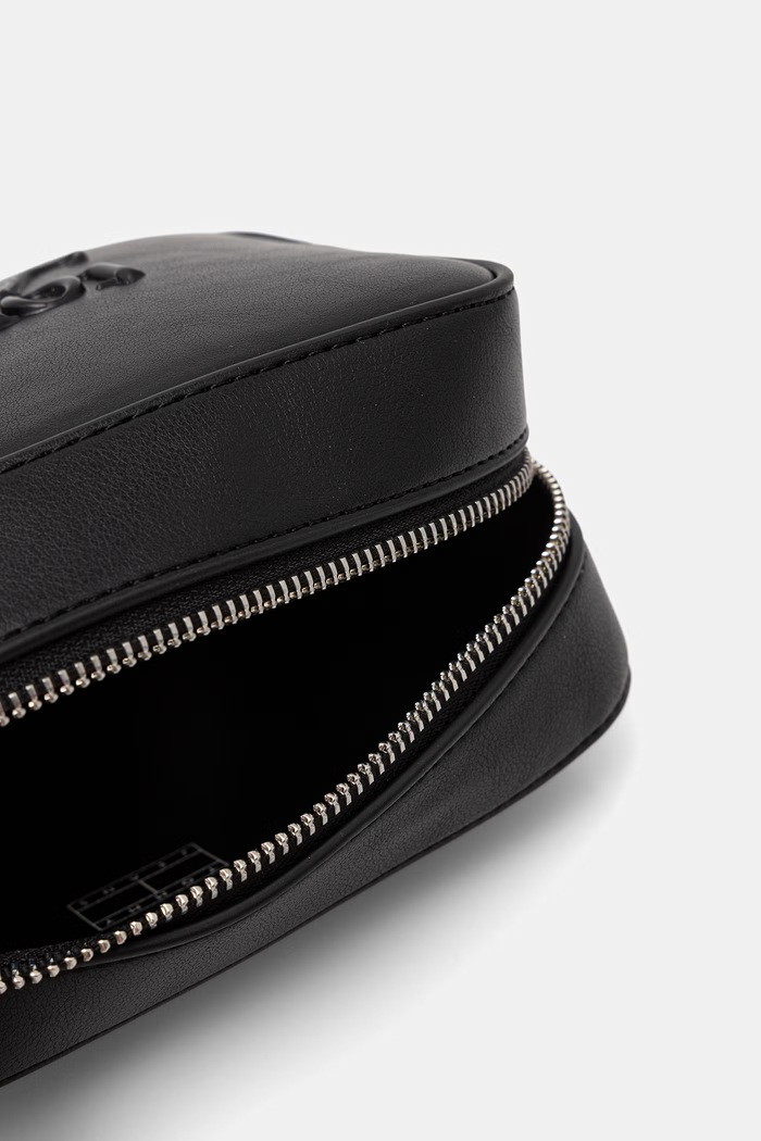Tommy Jeans crossbody kabelka dámska AW0AW18451 čierna