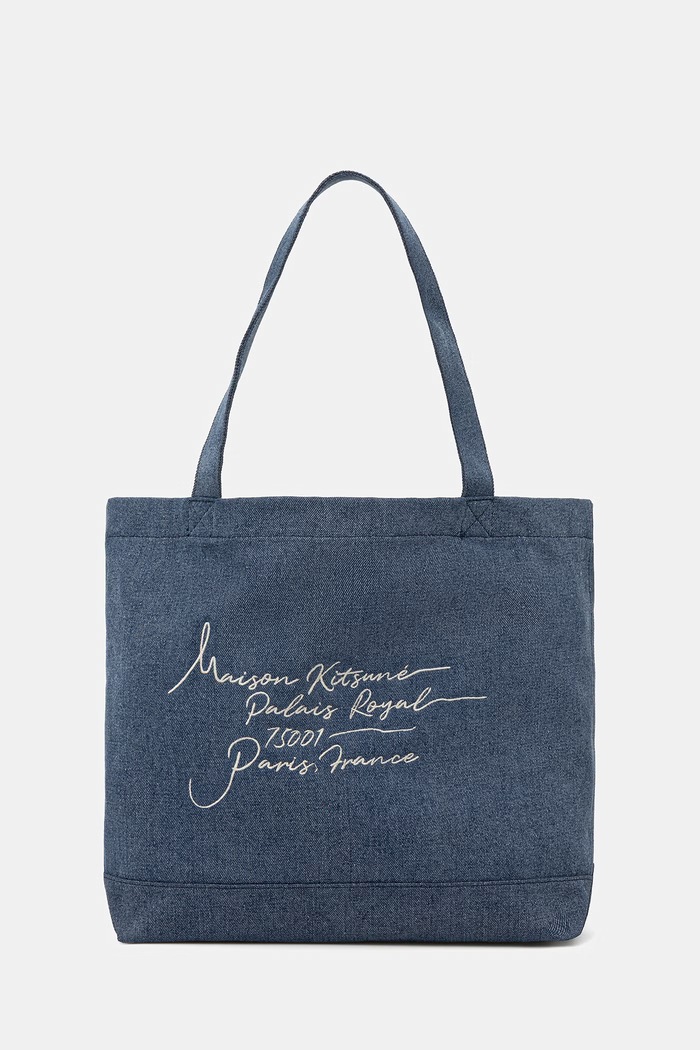 Maison Kitsuné Poetic Script Сумка-шоппер для женщин из денима голубой QU05119WW9042