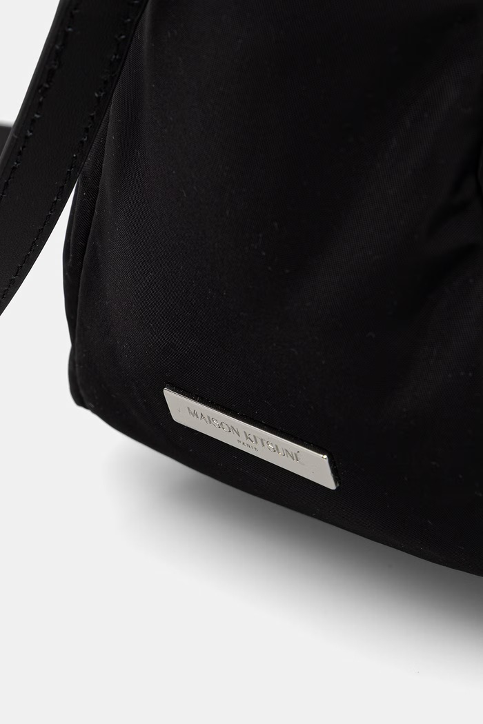 Maison Kitsuné torebka Bloom czarny QU05201WB0049