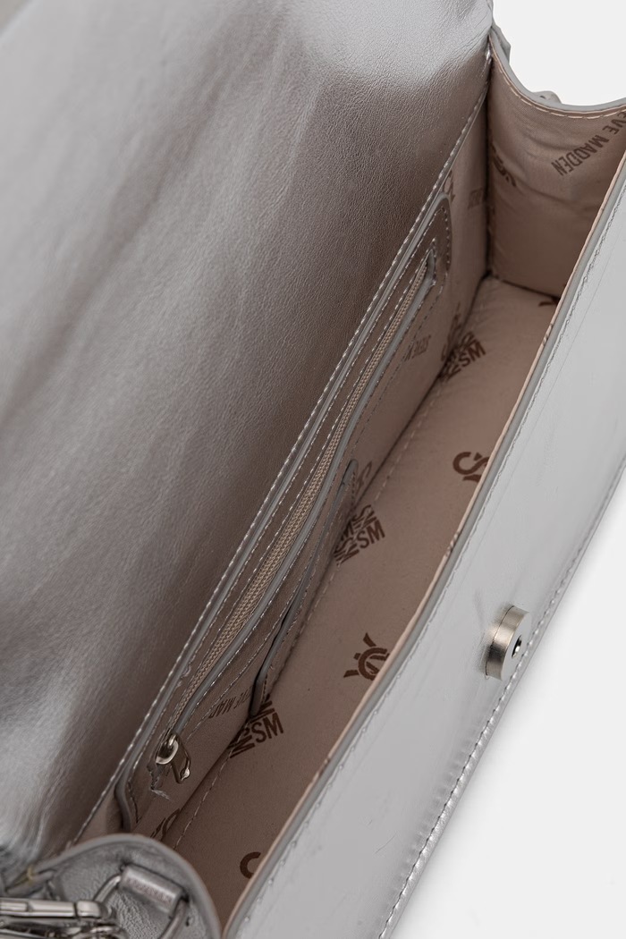 Steve Madden dámska crossbody kabelka Btaya strieborná SM13002257