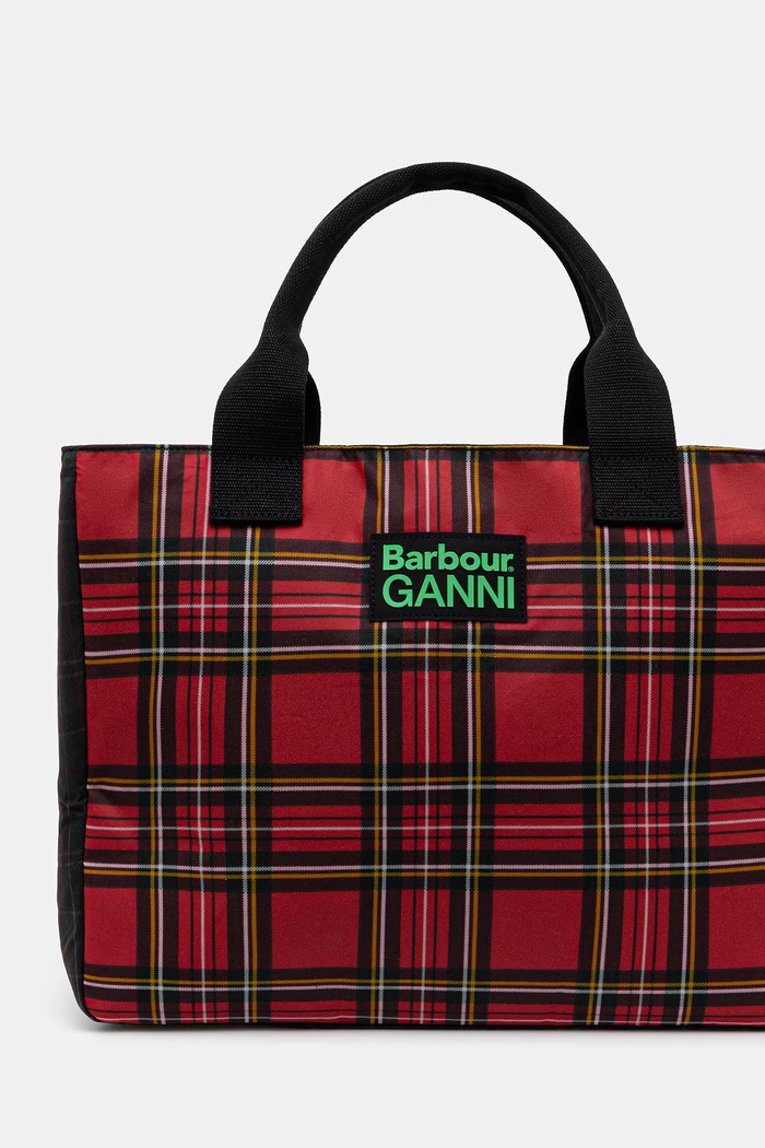 Аксесоари Памучна чанта Barbour x GANNI Wax Tote Bag LBA0462TN11 червен