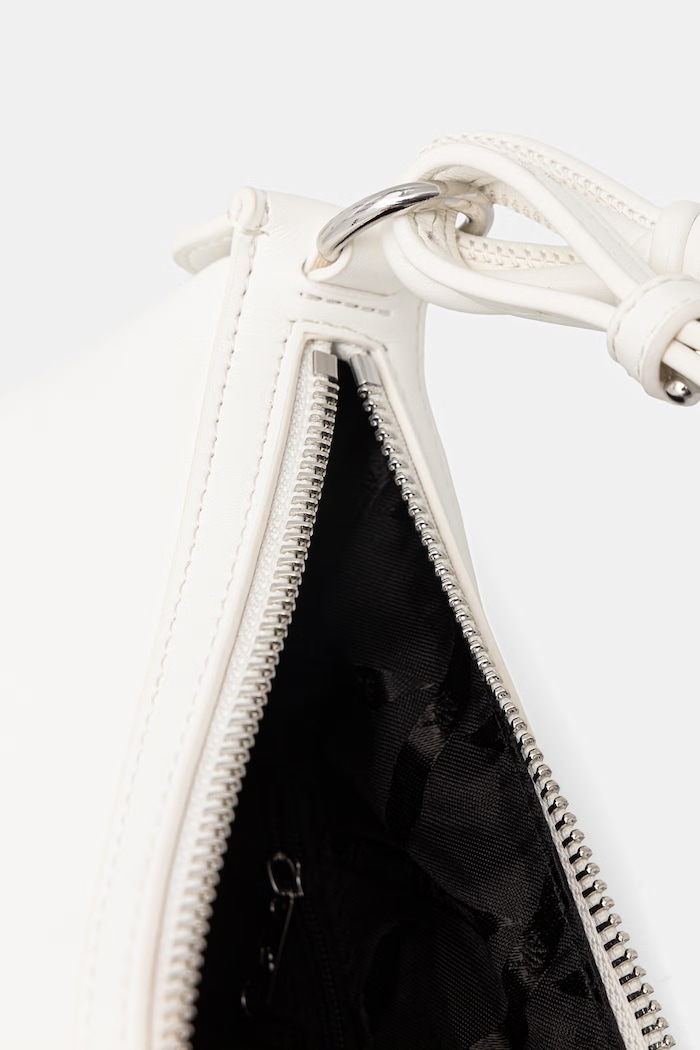 Armani Exchange kabelka dámska z imitácie kože XW002593.AF21428 biela