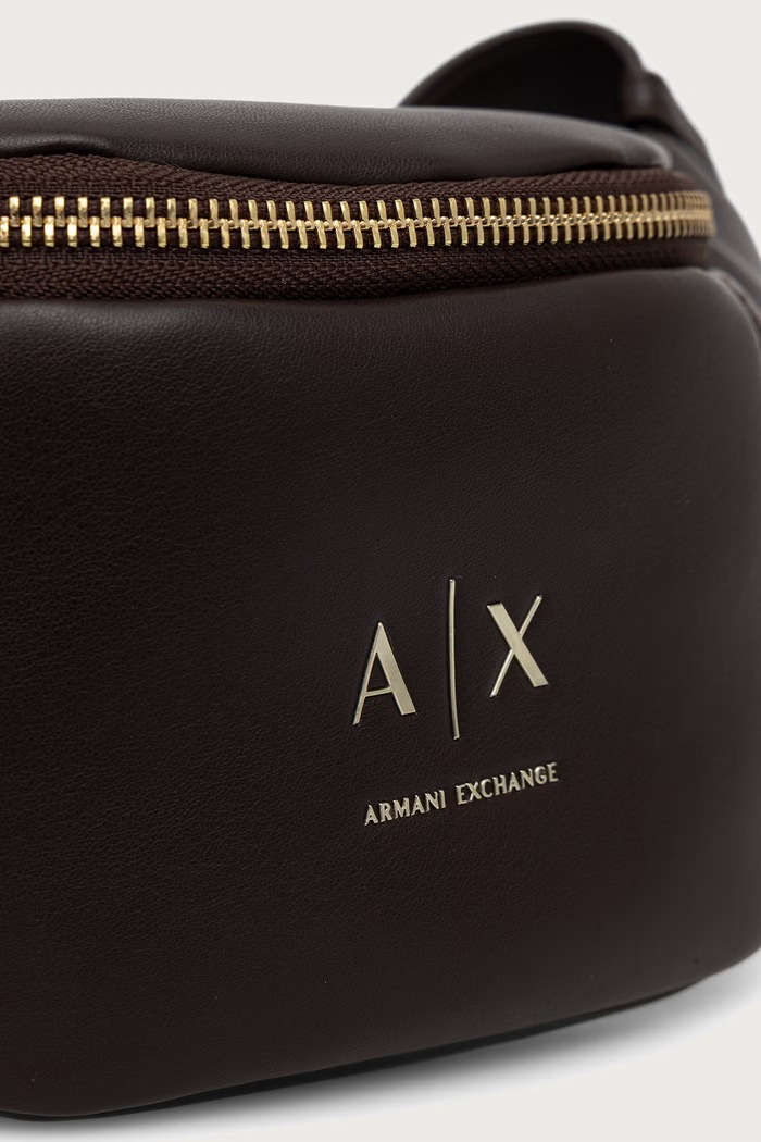 Ľadvinka dámska z imitácie kože Armani Exchange XW002655.AF19902 hnedá