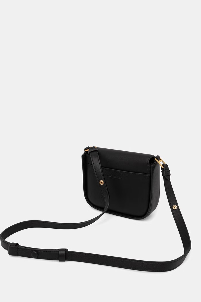Akcesoria Karl Lagerfeld listonoszka damska z imitacji skóry K/SIGNATURE B2W30006 czarny