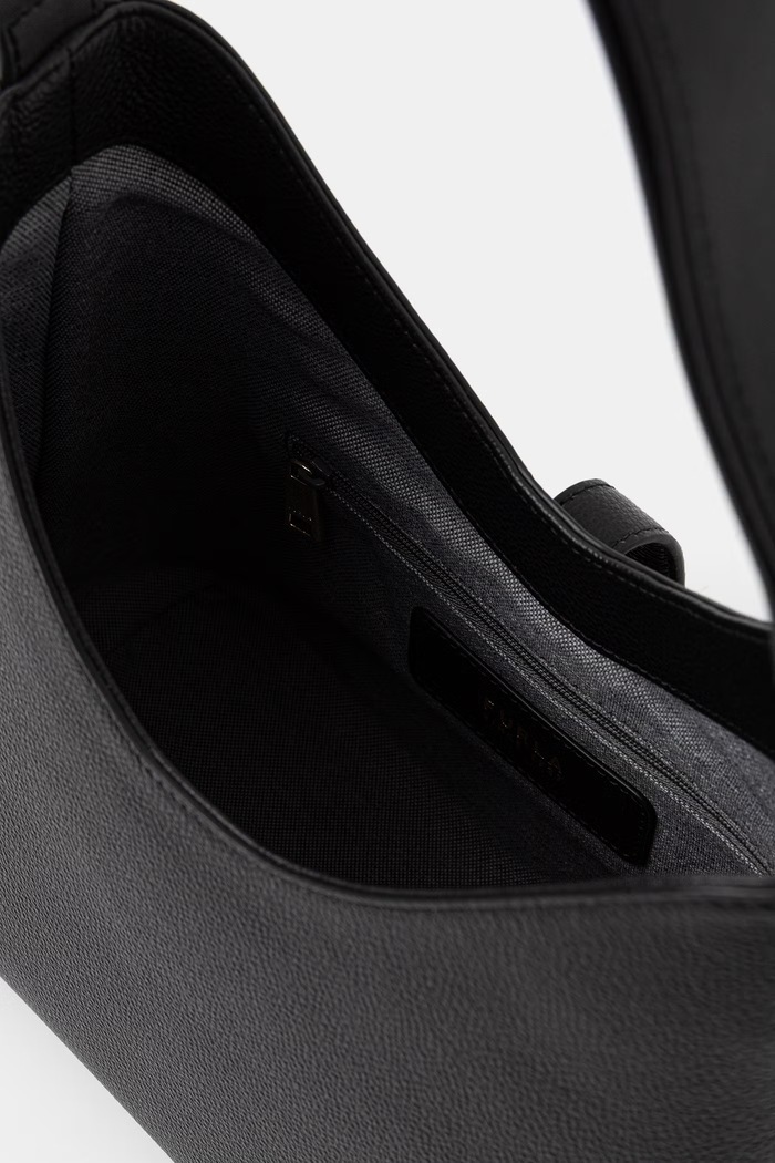 Furla dámska kožená kabelka Goccia S Hobo WB01979.BX3353.O6000 čierna