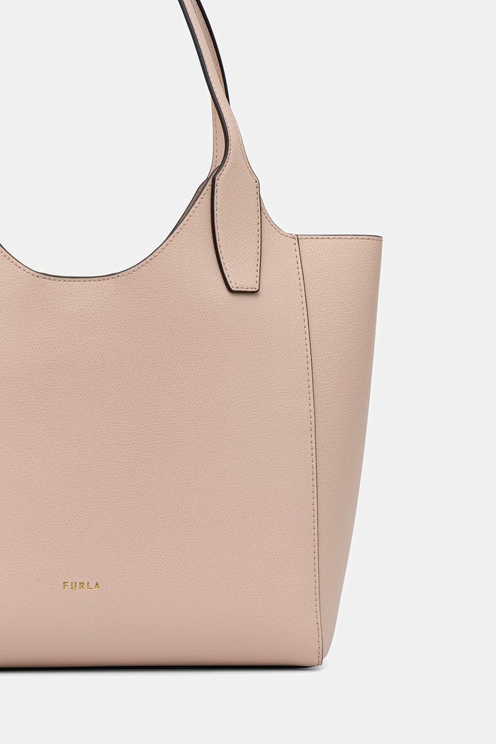 Akcesoria Furla listonoszka damska skórzana Lea S Tote WB02036.ARE000.4655S różowy