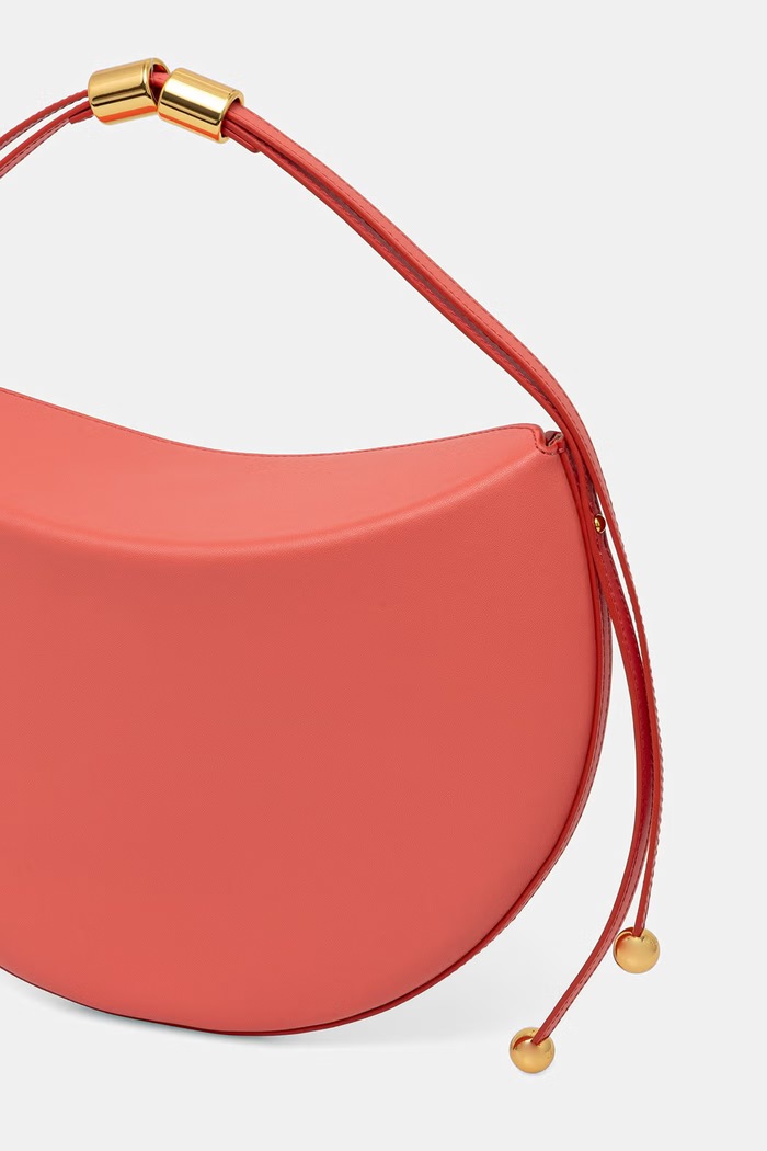 Furla dámska kožená crossbody kabelka Moonstone M Shoulder Bag WB01868.BX3104.4477S oranžová SS26