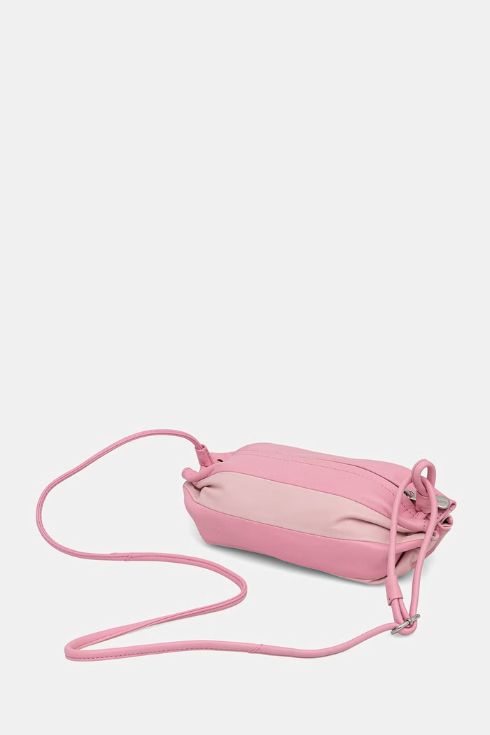 Dodaci Marimekko crossbody torba ženska kožna 095537 roza