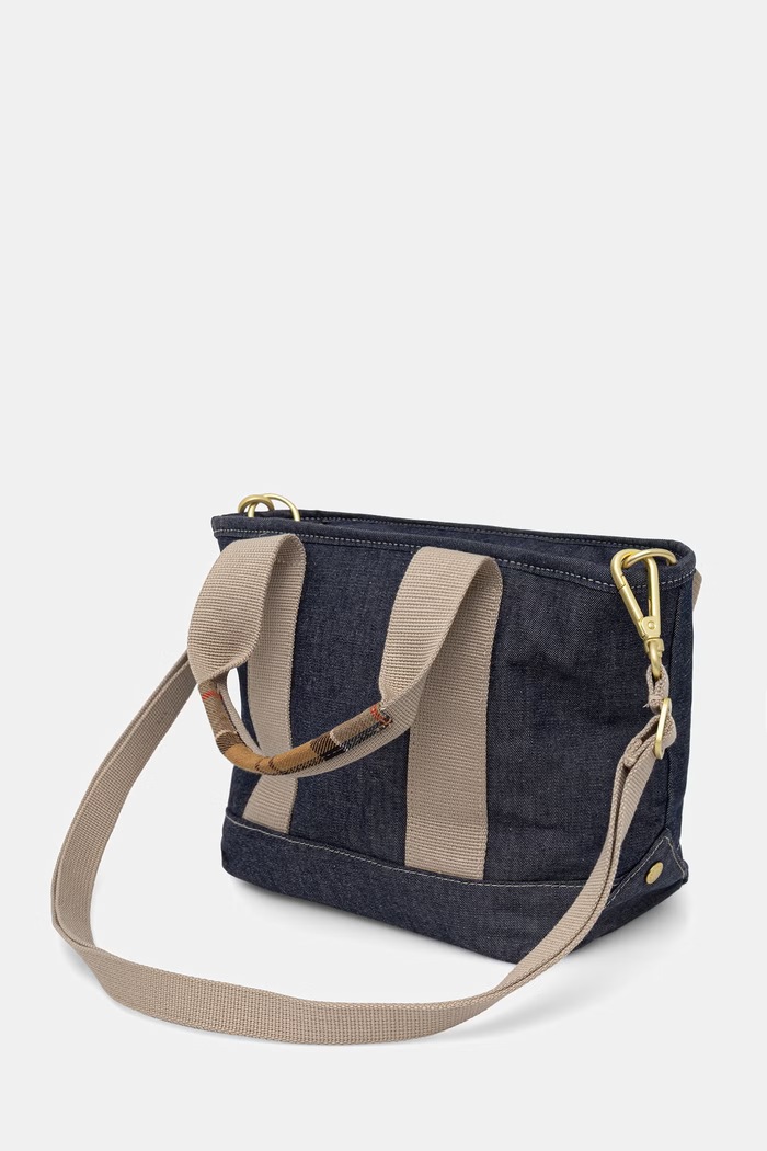 Akcesoria Barbour Torebka damska jeansowa Mya LBA0539 granatowy