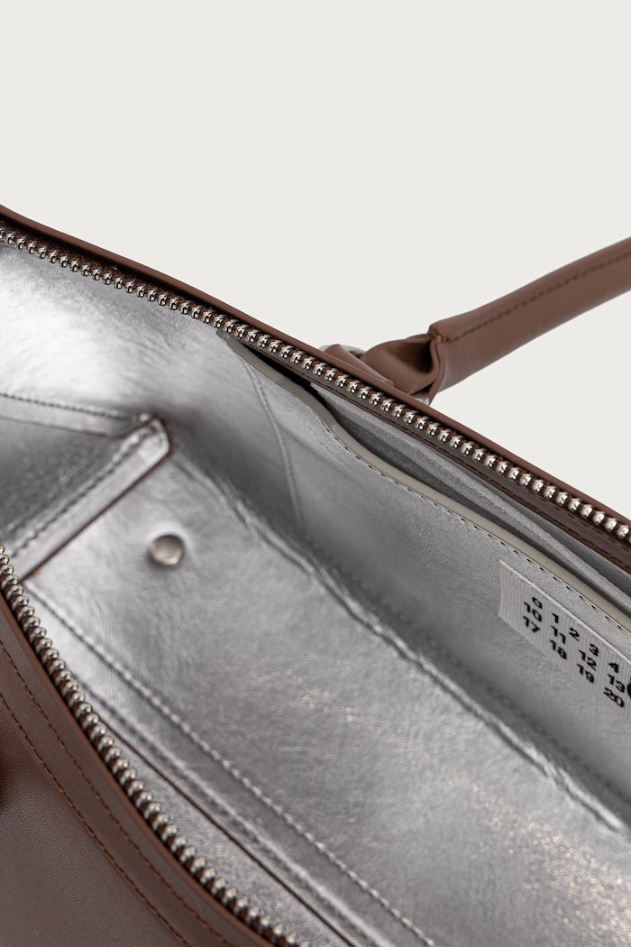 Torebka bagietka damska z imitacji skóry MM6 Maison Margiela brązowy SB6ZH0040.P9061