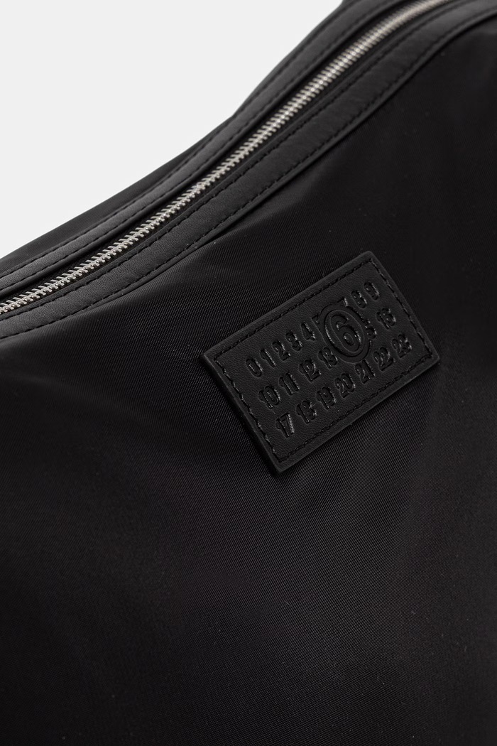 MM6 Maison Margiela torebka crossbody damska czarny SB6WG0024.P9062