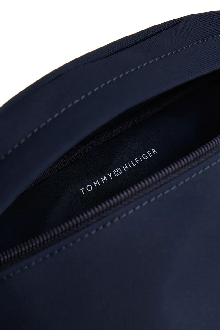 Tommy Hilfiger ľadvinka detská KA0KA00024.PPY2 tmavomodrá