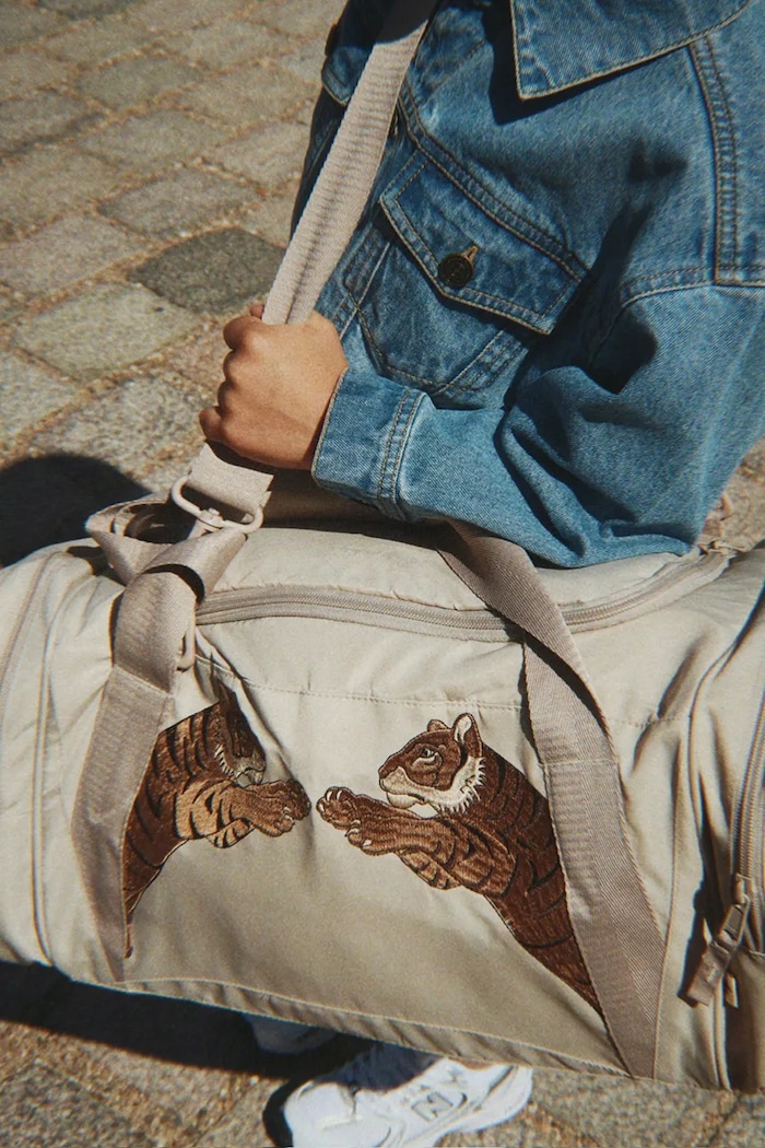 Konges Sløjd torba podróżna dziecięca KIDS WEEKEND BAG beżowy KS105298.PPY2