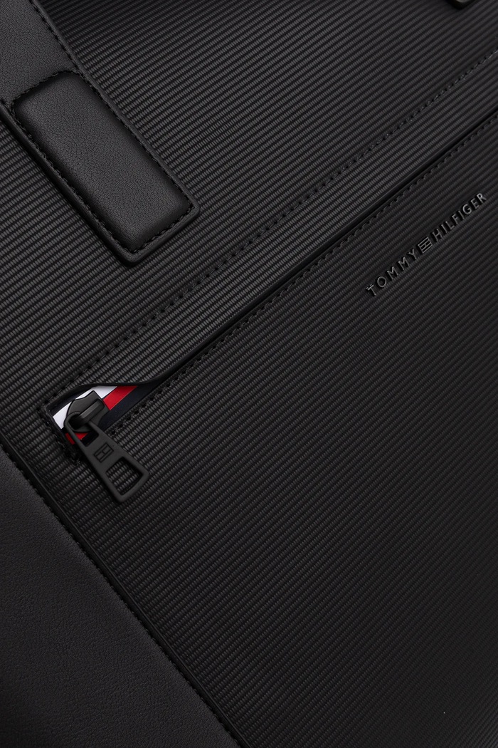 Taška Tommy Hilfiger černá AM0AM14044