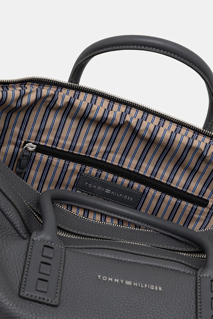 Kožená taška Tommy Hilfiger AM0AM14035 šedá